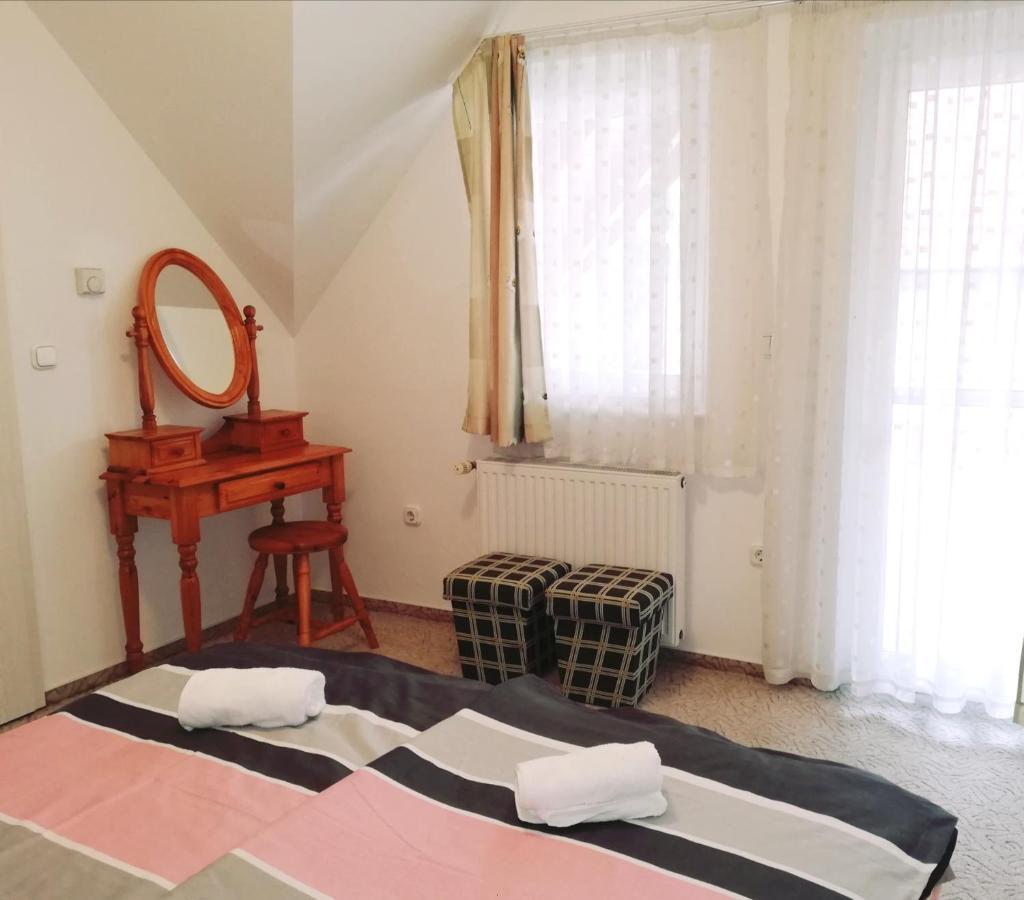 St.Florian Apartman ケストヘイ エクステリア 写真