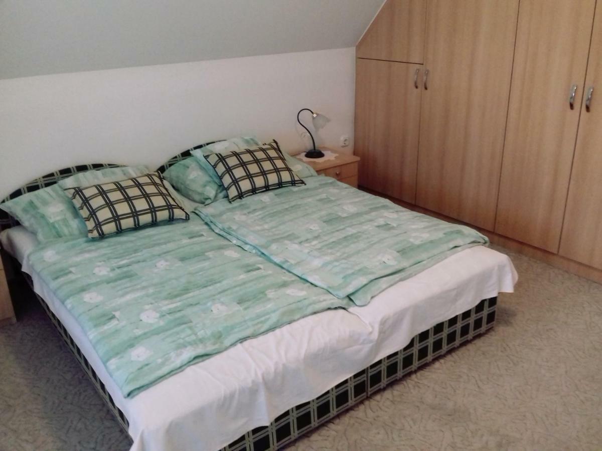 St.Florian Apartman ケストヘイ エクステリア 写真